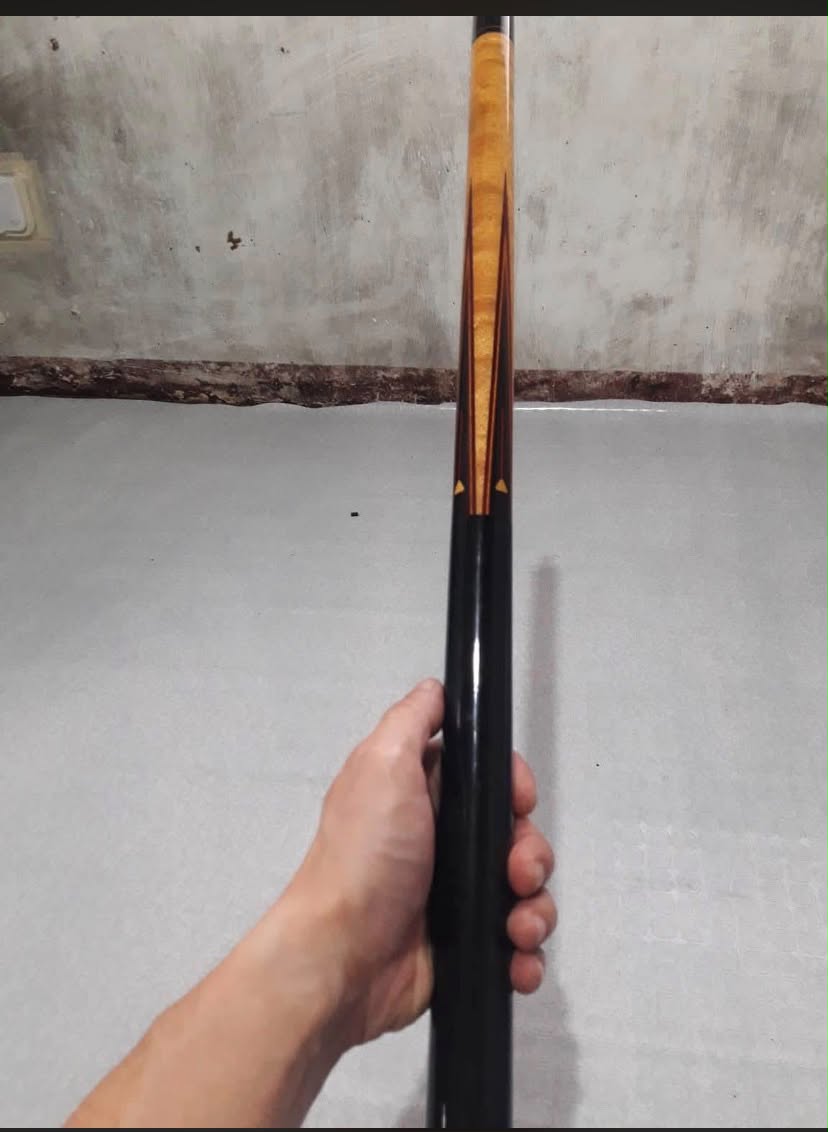 Elite Cue Custom Cue – Butterfly Design